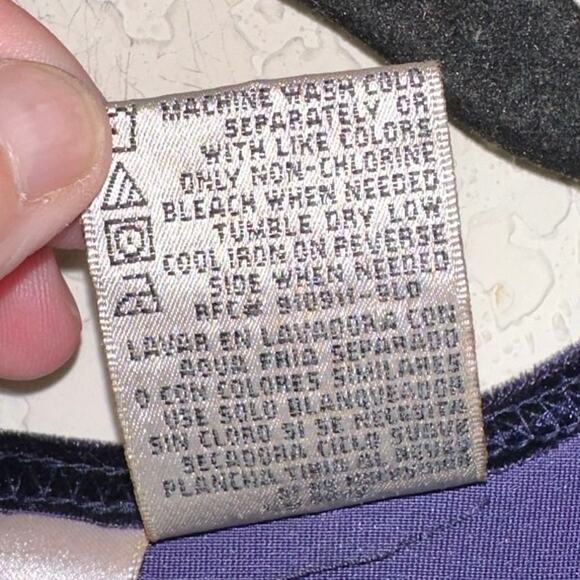 Kathie Lee Collection Vintage Purple Velour  V Neck Short Sleeve Blouse - Picture 4 of 4